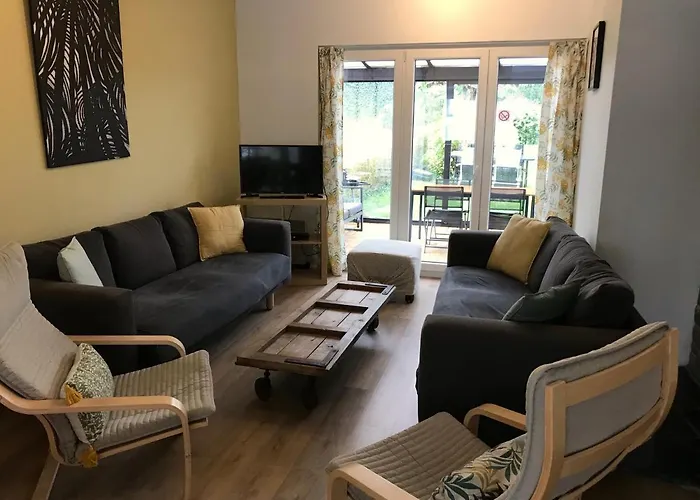 Appart 8 Pers 10\' A Pied Du Centre:Le Savoie Namur
